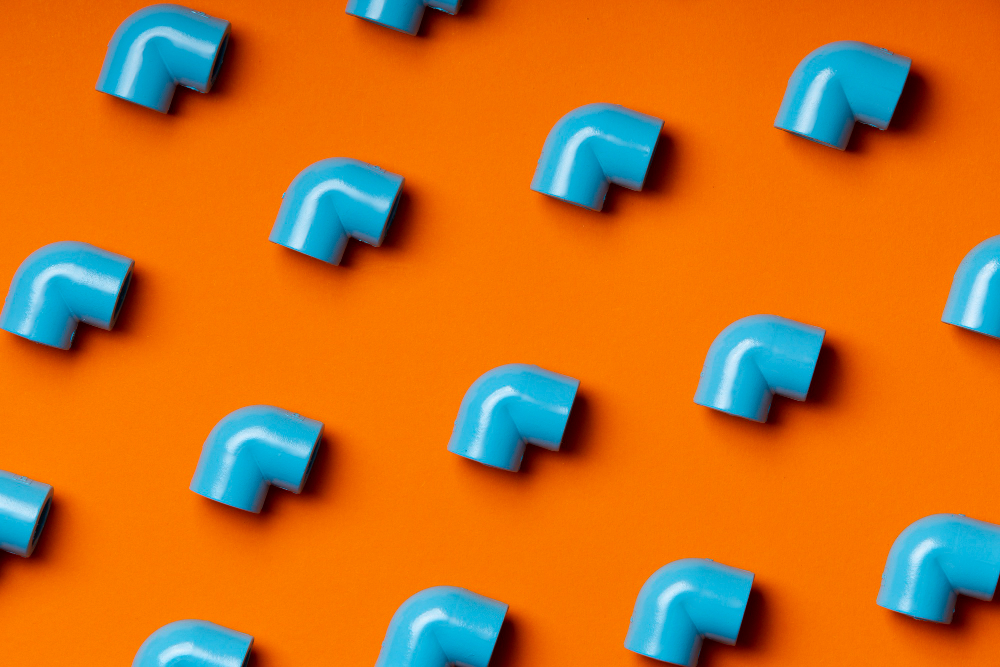 Если в спорный период УО не составляла акты осмотра/обследования жилья с указанием количества проживающих, то данное количество для расчета размера платы за ХВС устанавливается по данным учетов МВД